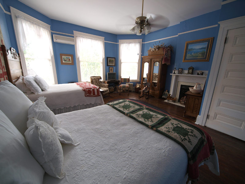 Plantation Room